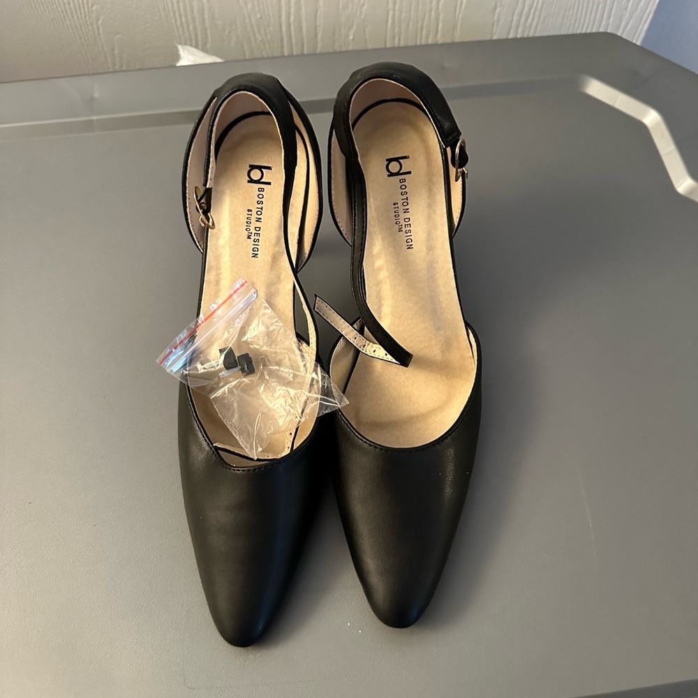 b.o.c. Elegant Black Ankle Strap Heels